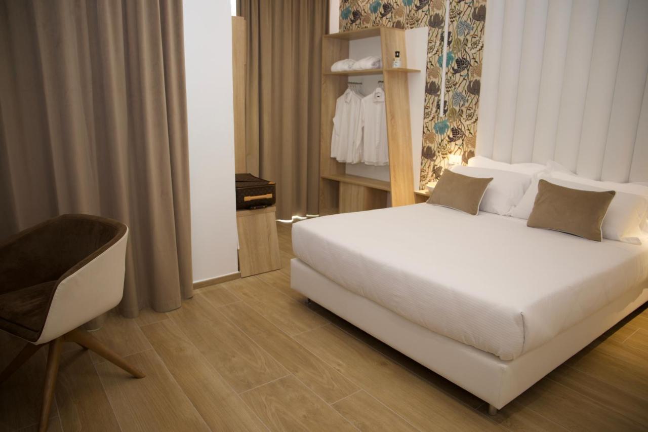 Hotel One Design