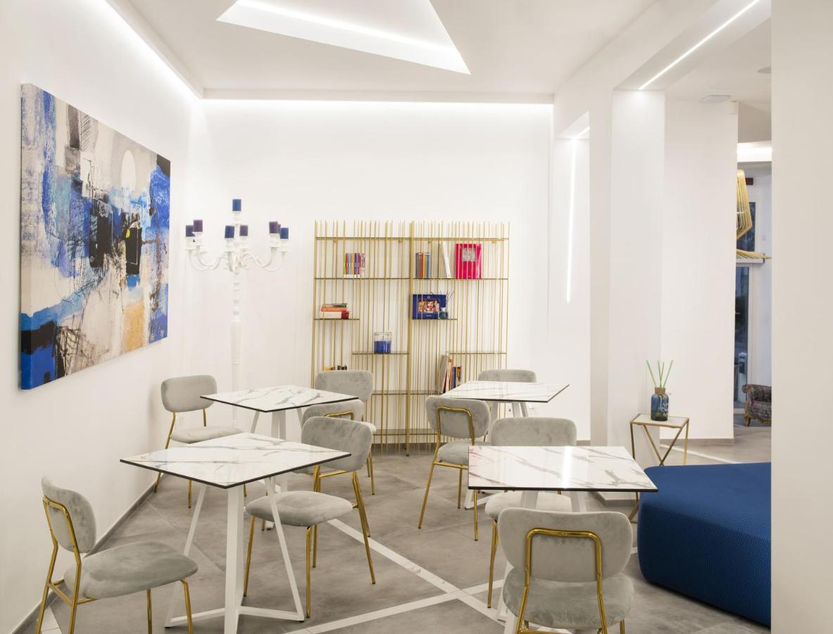 One Design Hotel 4*
